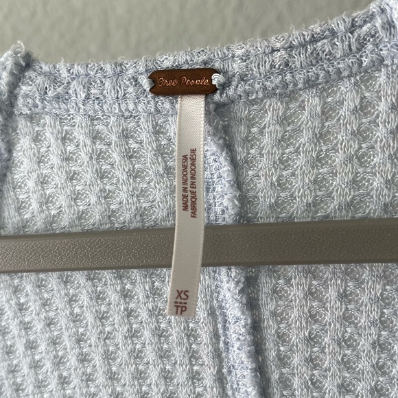 FREE PEOPLE | Ventura Raglan Waffle Knit Thermal Top Long Sleeve Grey | Size XS - Picture 3 of 6